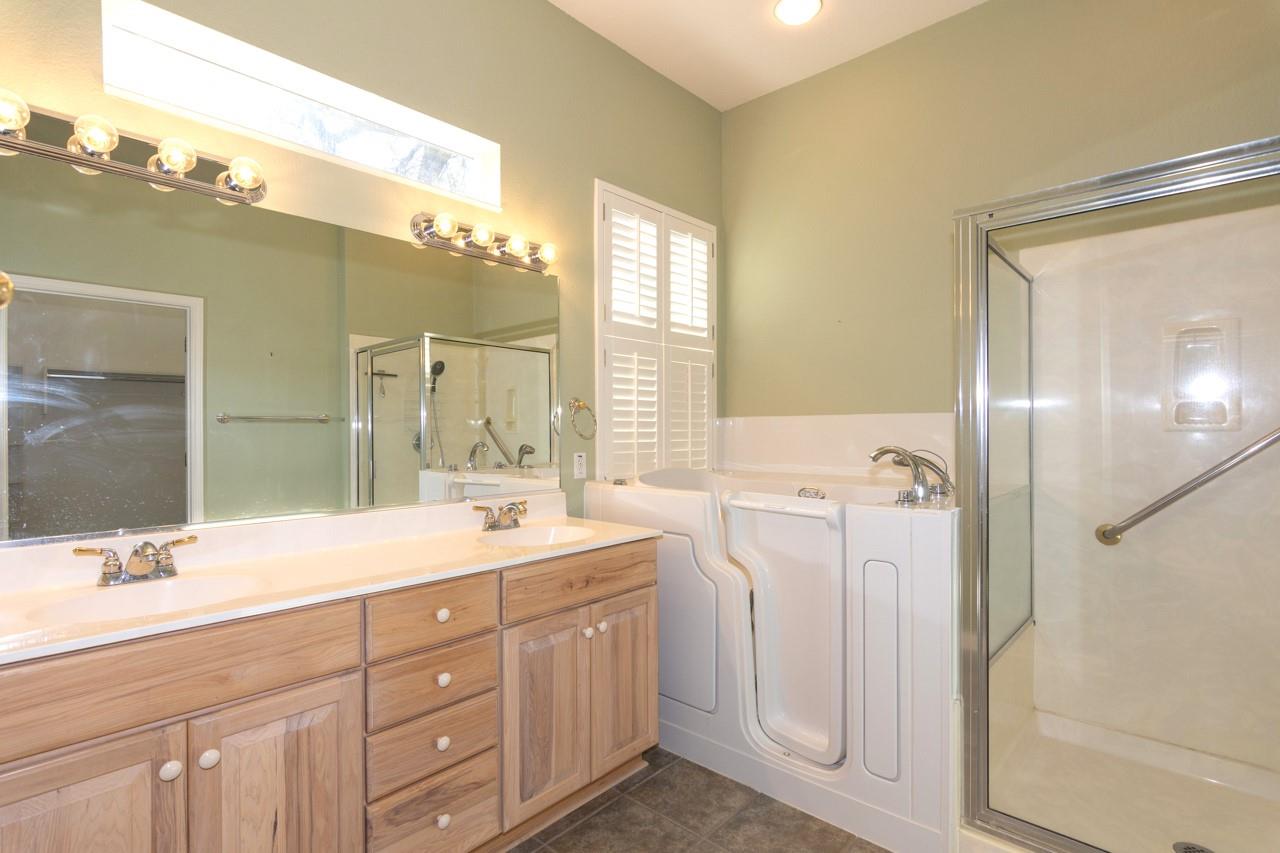 102 Harness Lane Georgetown TX 78633
