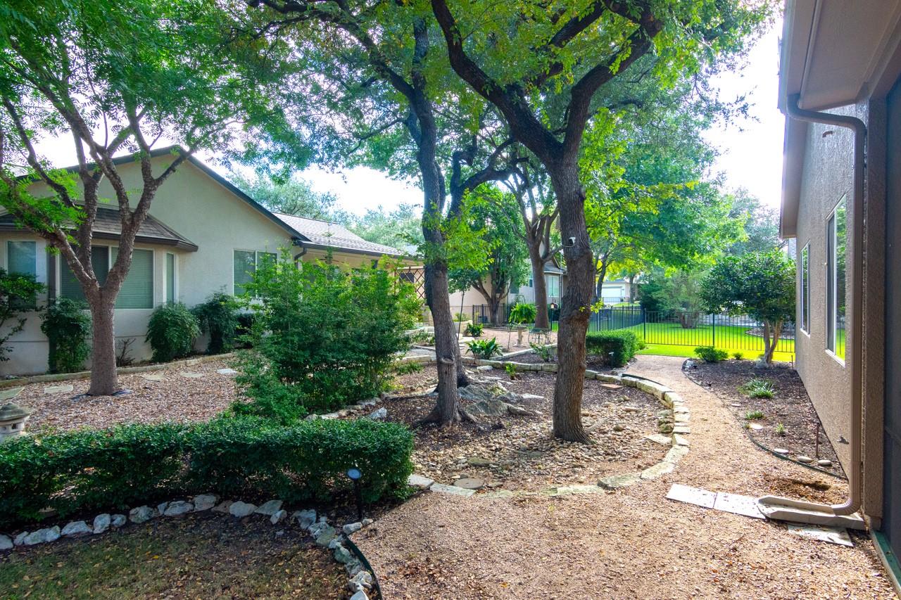 102 Harness Lane Georgetown TX 78633