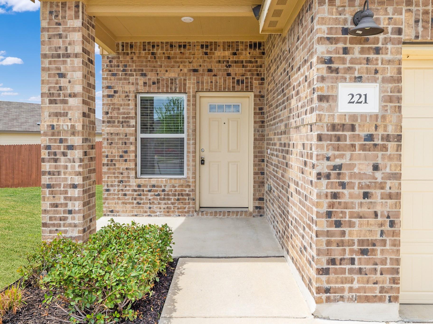 221 Longmount Cove Liberty Hill TX 78642