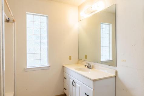 806 Saint Michael Street Gonzales TX 78629