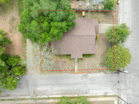 806 Saint Michael Street Gonzales TX 78629