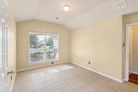 1315 Four Seasons Farm Drive Kyle TX 78640