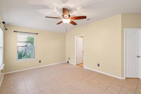 1315 Four Seasons Farm Drive Kyle TX 78640