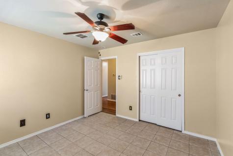 1315 Four Seasons Farm Drive Kyle TX 78640