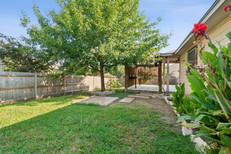 1315 Four Seasons Farm Drive Kyle TX 78640