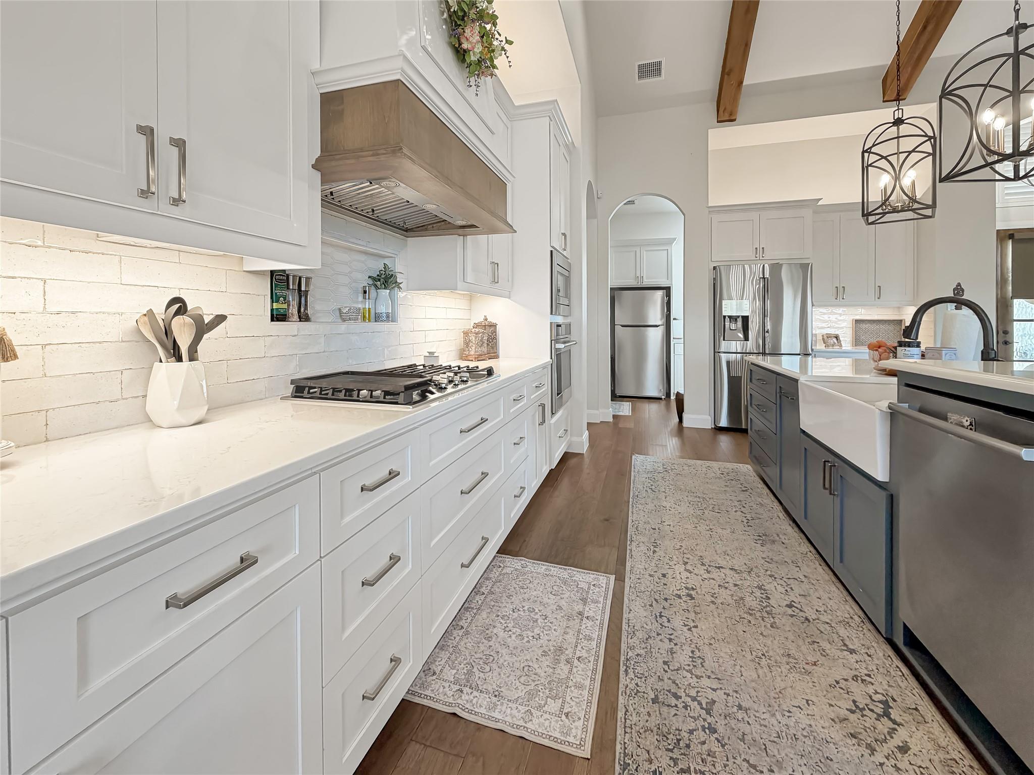 631 Angelica Vista Canyon Lake TX 78133