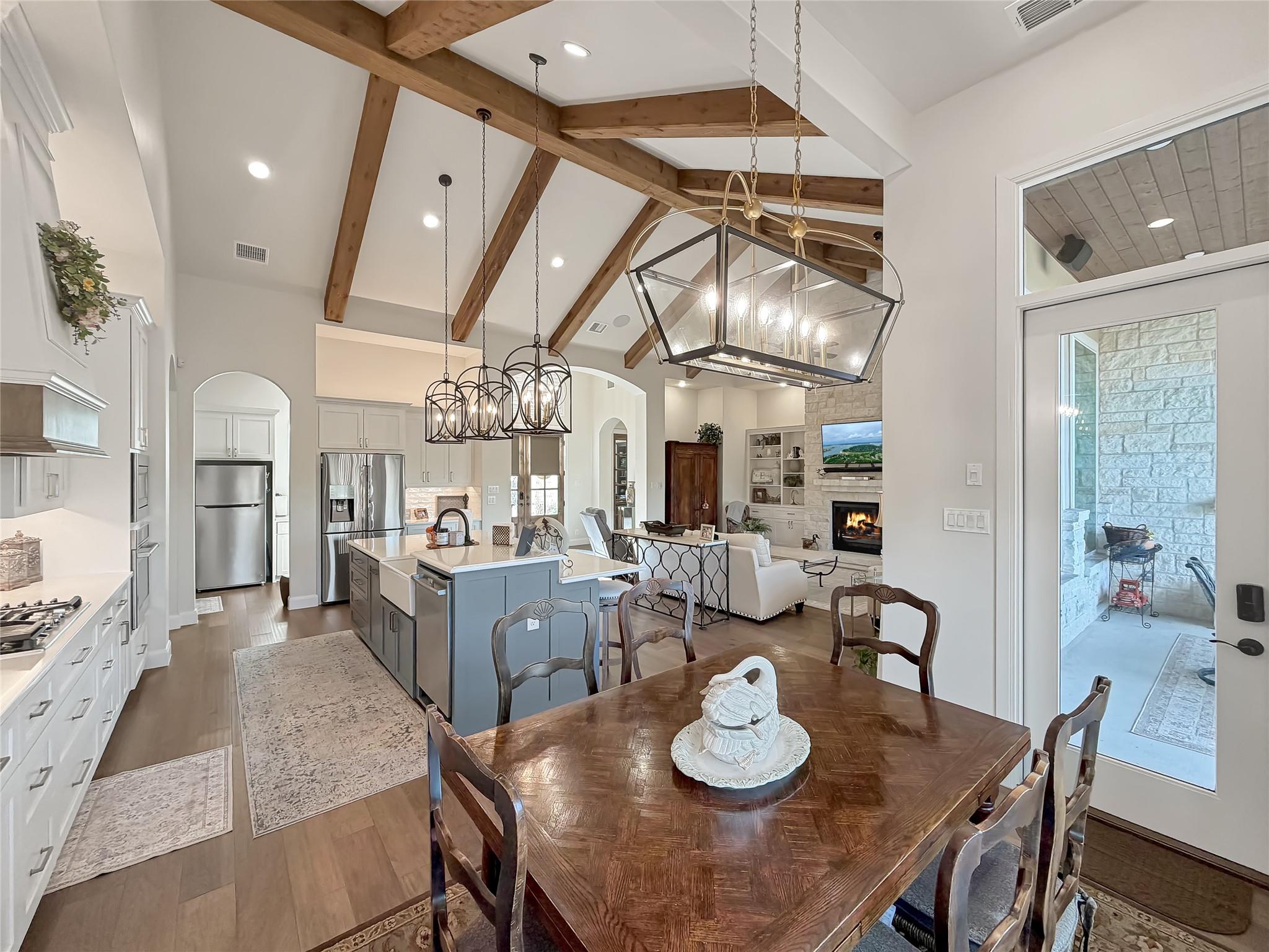 631 Angelica Vista Canyon Lake TX 78133