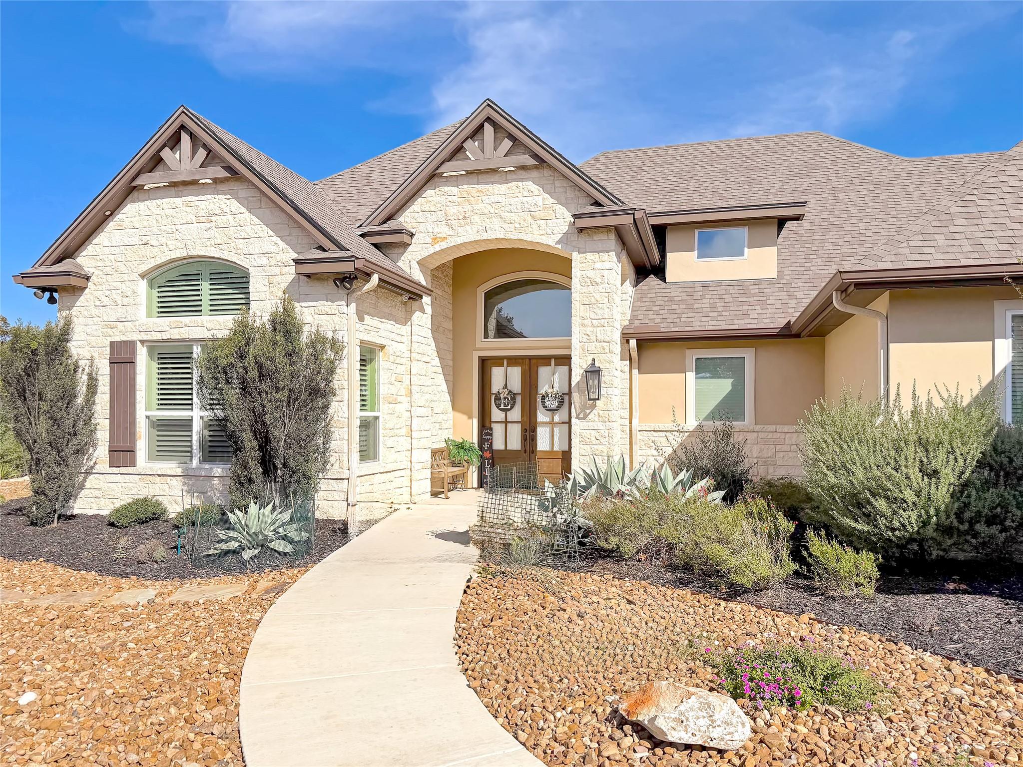 631 Angelica Vista Canyon Lake TX 78133