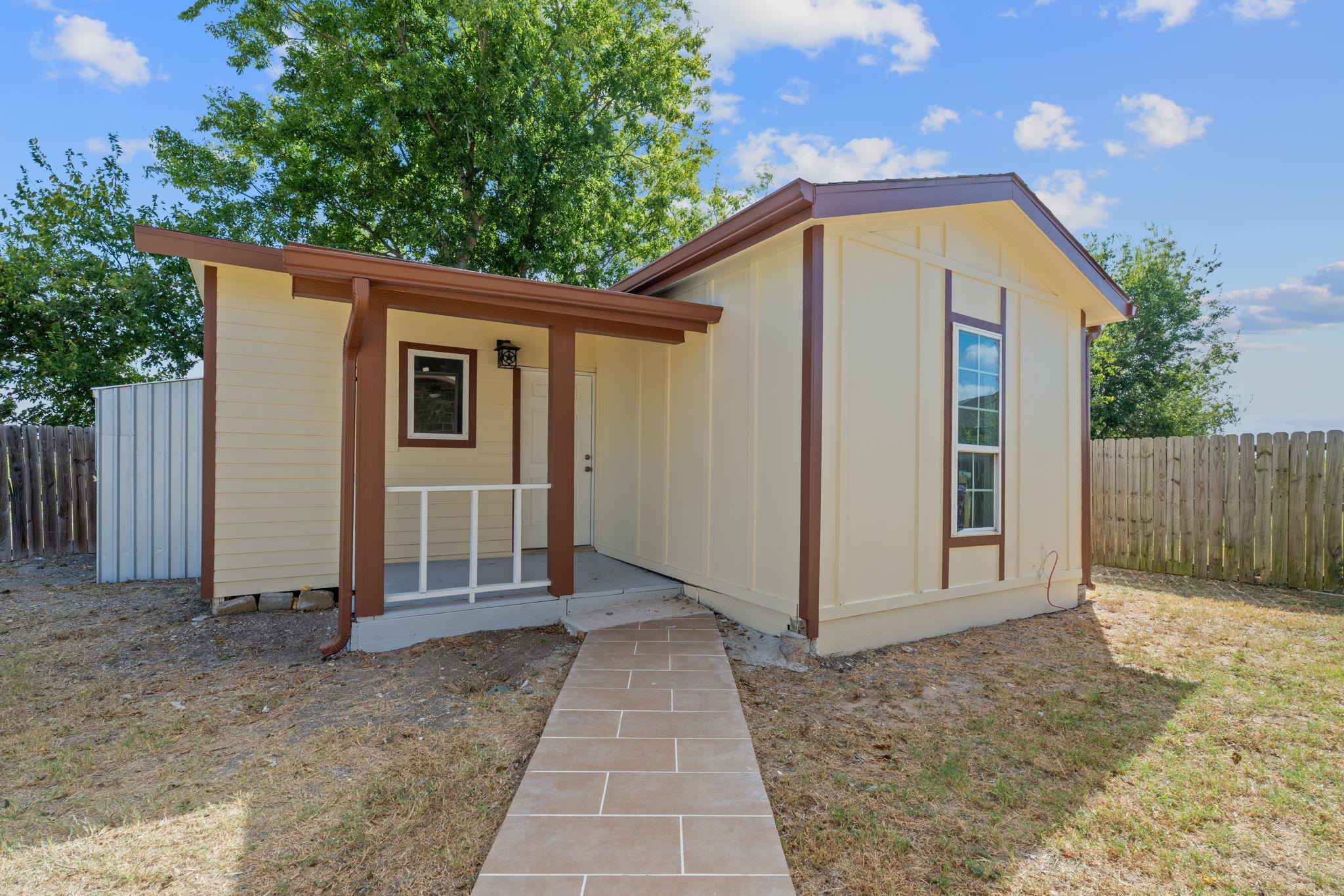 169 Ridgetop Road Buda TX 78610