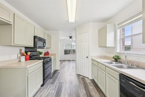 326 Covent Drive Kyle TX 78640