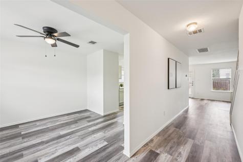 326 Covent Drive Kyle TX 78640