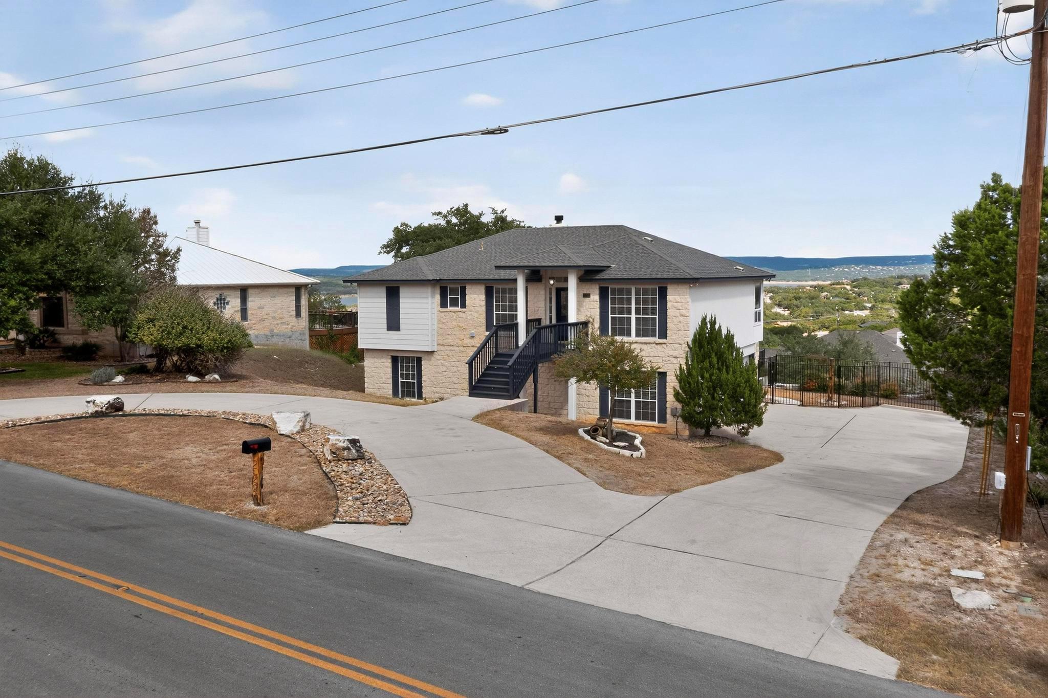 21200 High Drive Lago Vista TX 78645