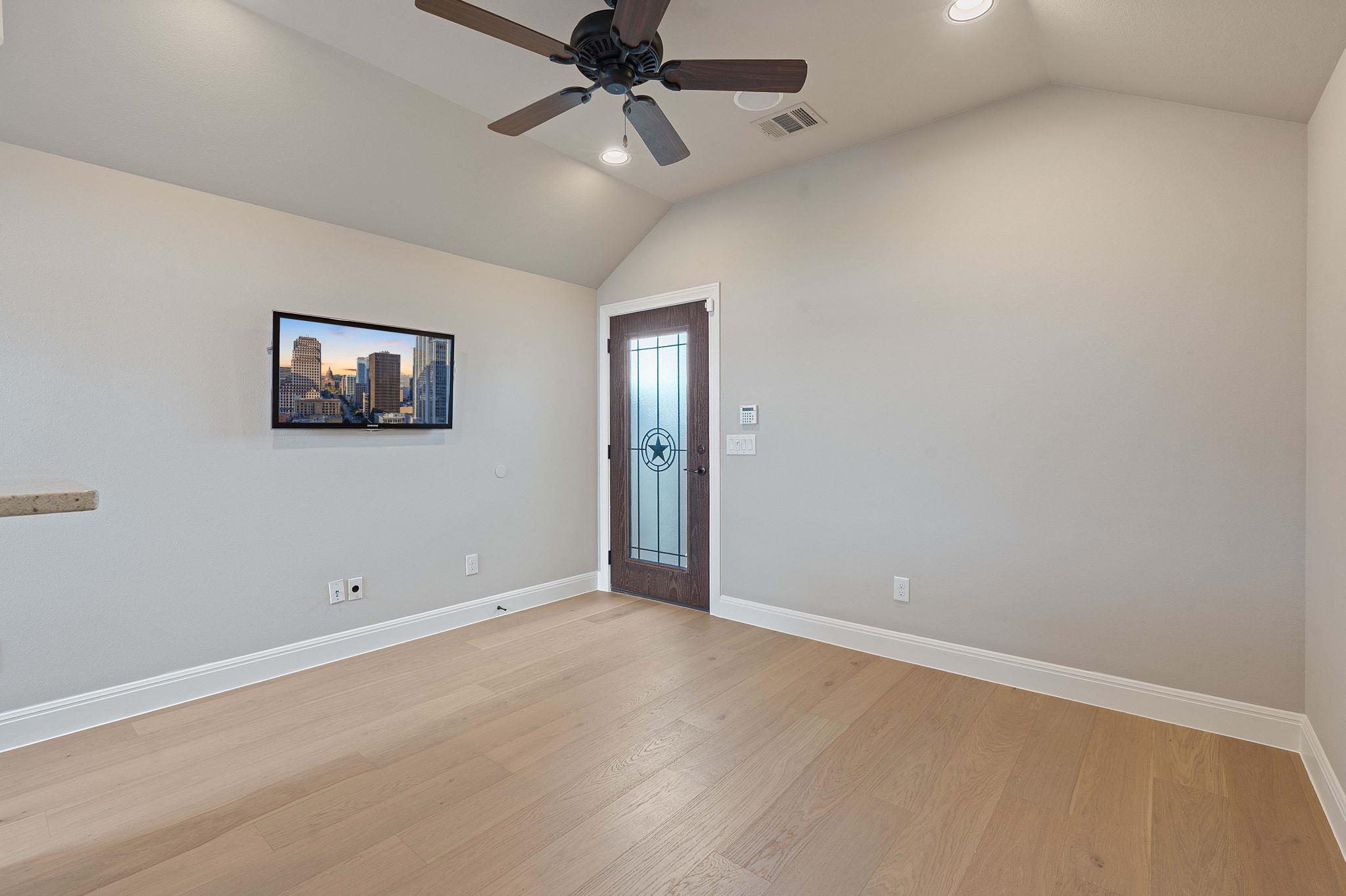 112 Big Sky Burnet TX 78611