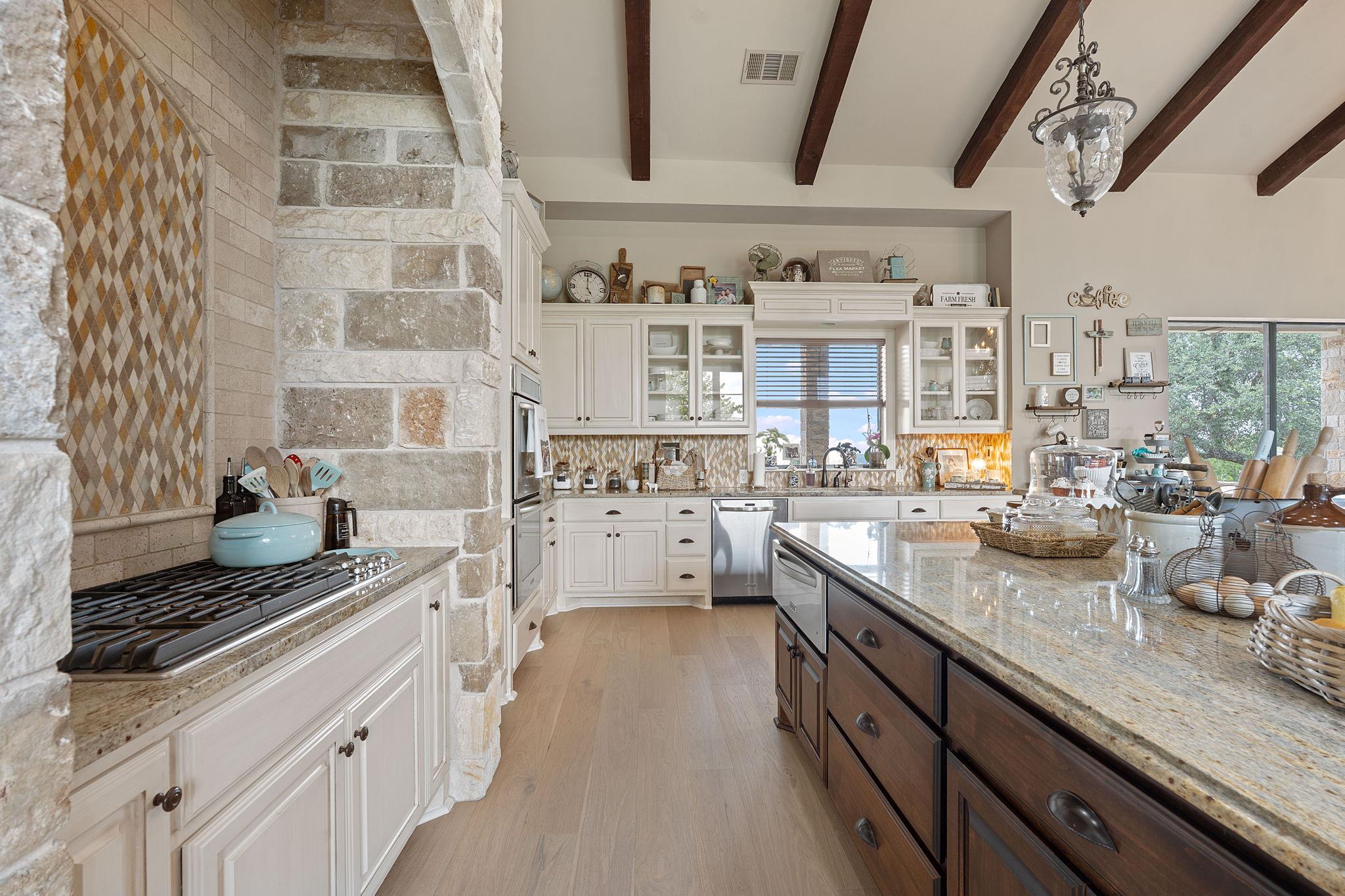 112 Big Sky Burnet TX 78611