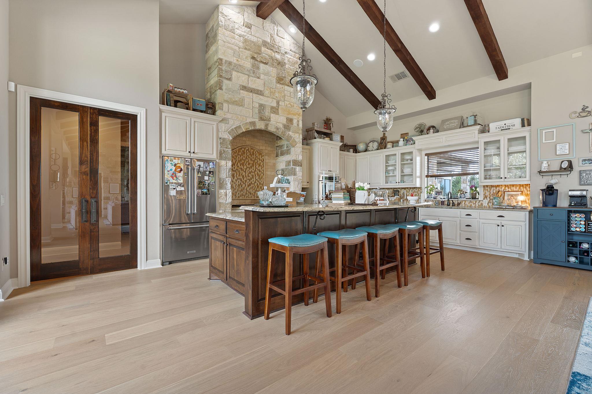 112 Big Sky Burnet TX 78611