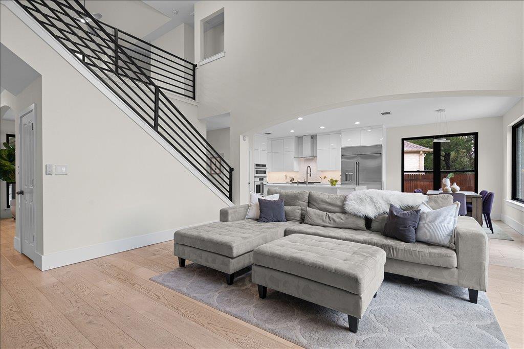 6729 Hansa Loop Austin TX 78739