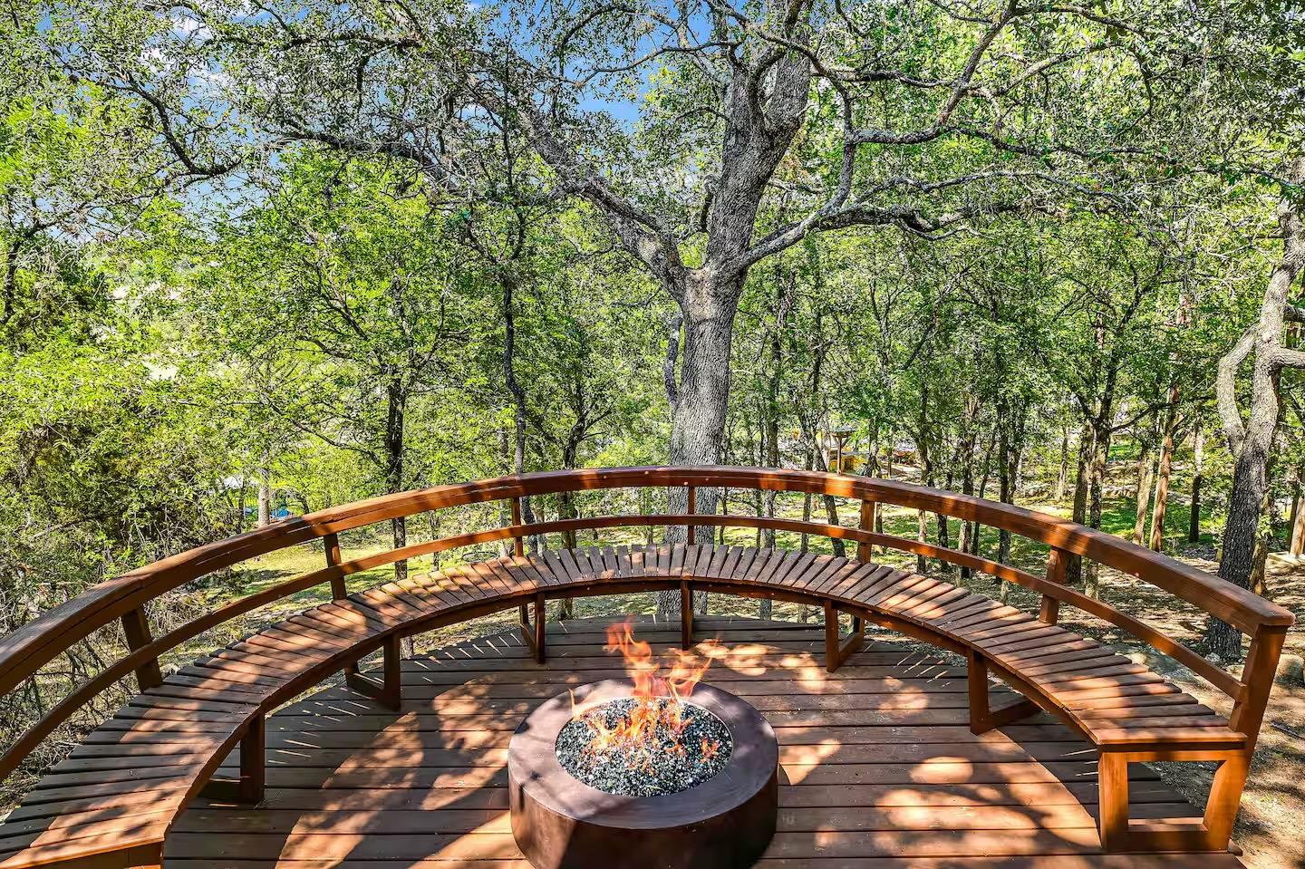 25404 Cove Drive Spicewood TX 78669