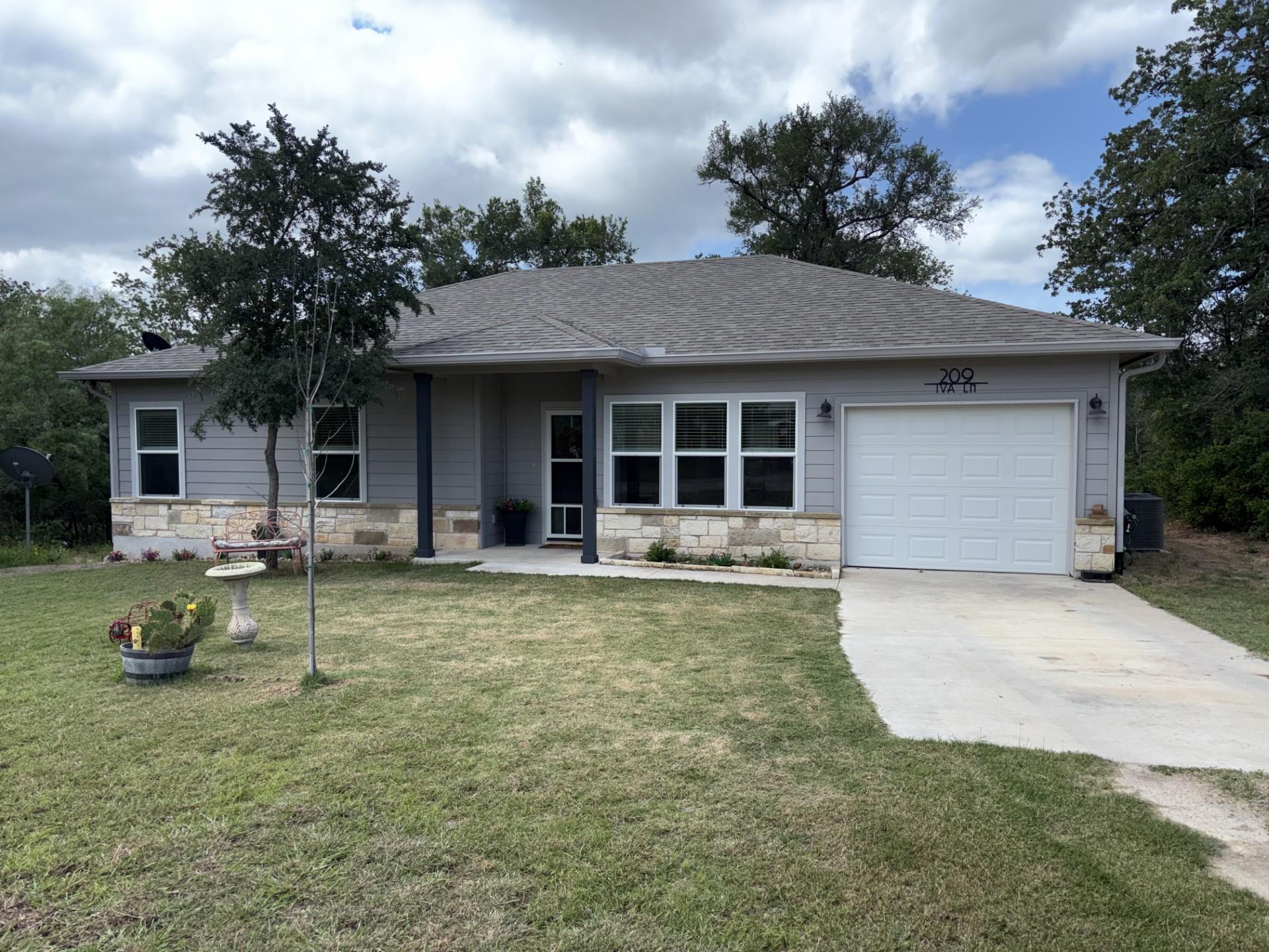 209 Iva Lane Bastrop TX 78602