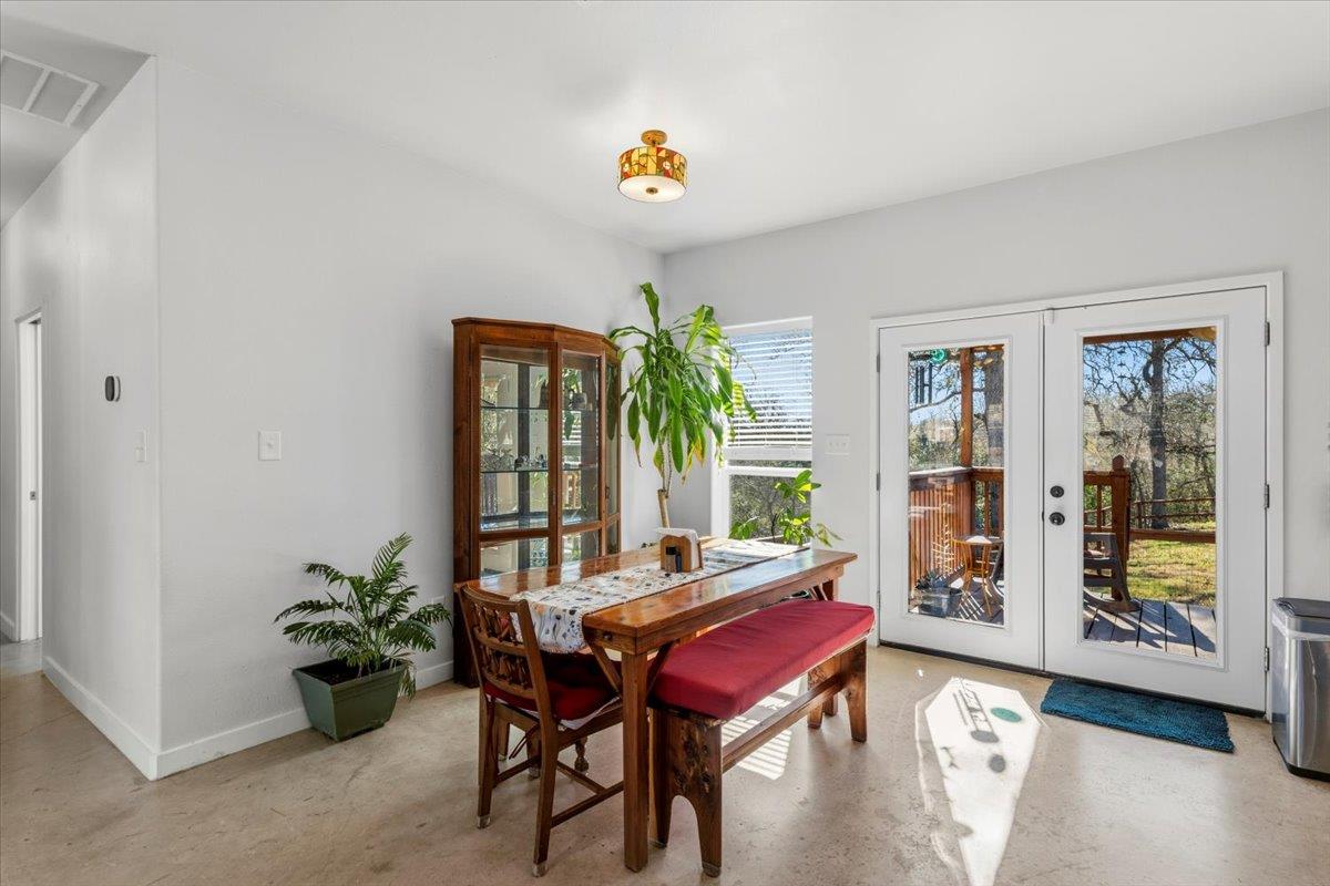 209 Iva Lane Bastrop TX 78602