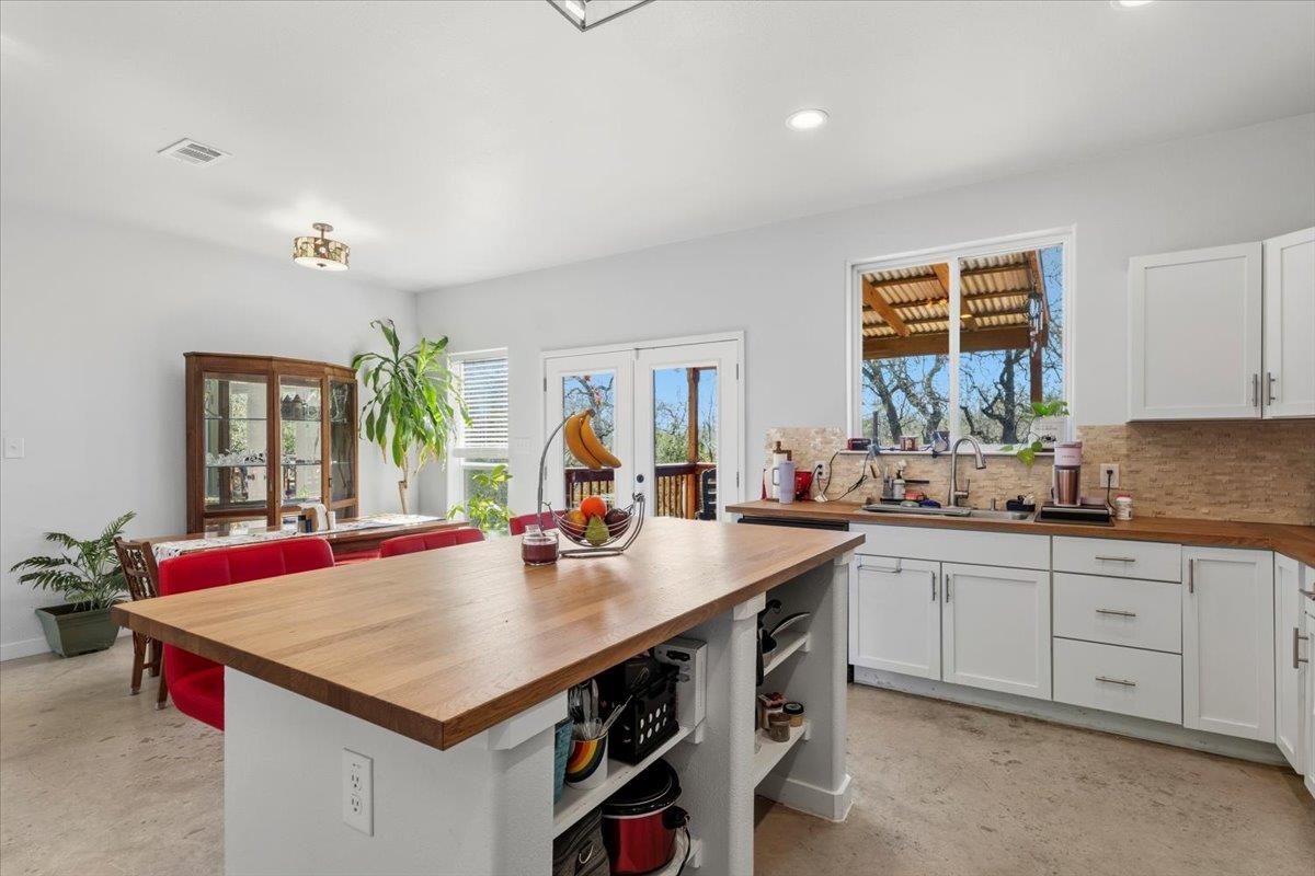 209 Iva Lane Bastrop TX 78602
