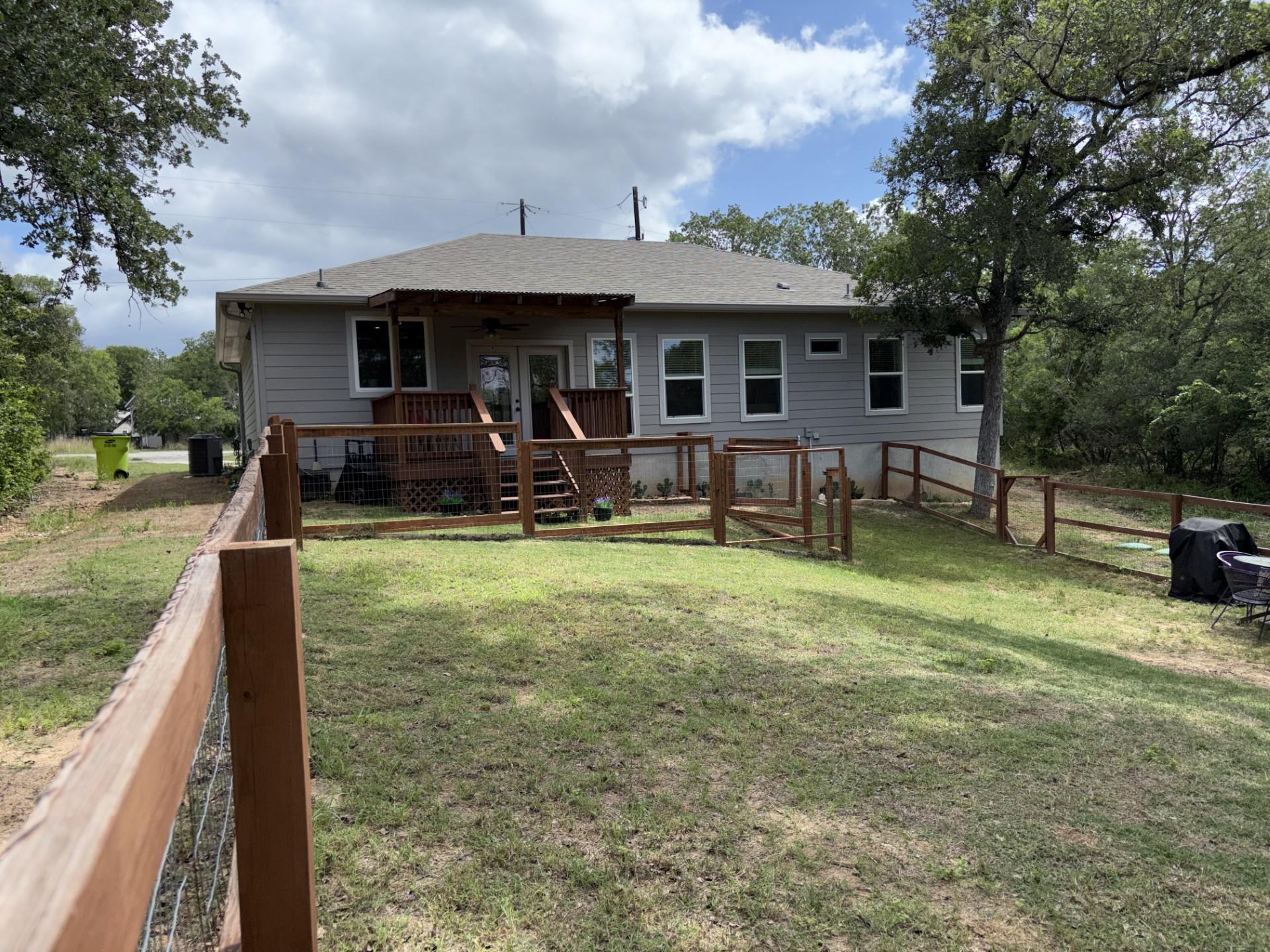 209 Iva Lane Bastrop TX 78602