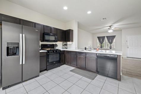 1058 Sand Post Place San Marcos TX 78666