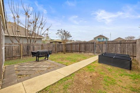 1058 Sand Post Place San Marcos TX 78666