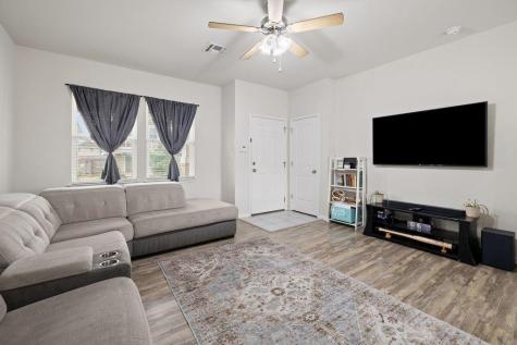 1058 Sand Post Place San Marcos TX 78666