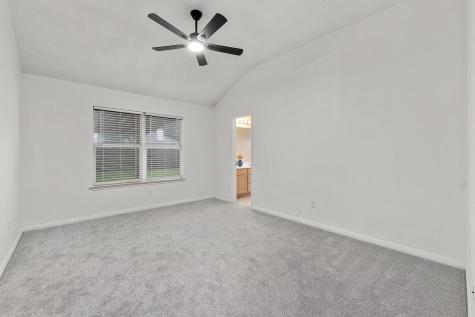405 Thunderstorm Avenue Lockhart TX 78644