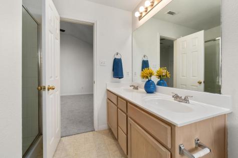 405 Thunderstorm Avenue Lockhart TX 78644