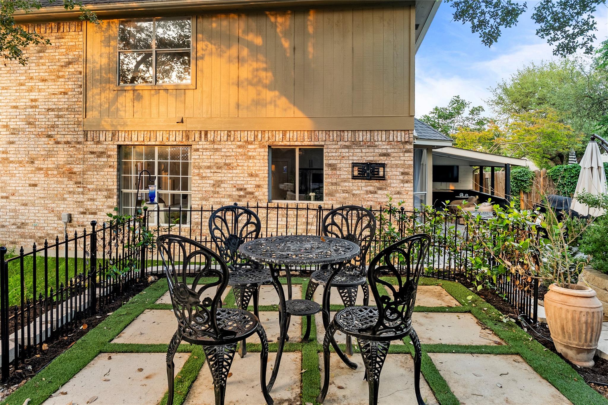 6803 Breezy Pass Austin TX 78749