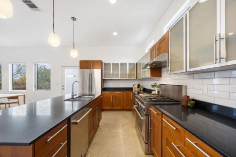 5421 Agatha Circle Austin TX 78724