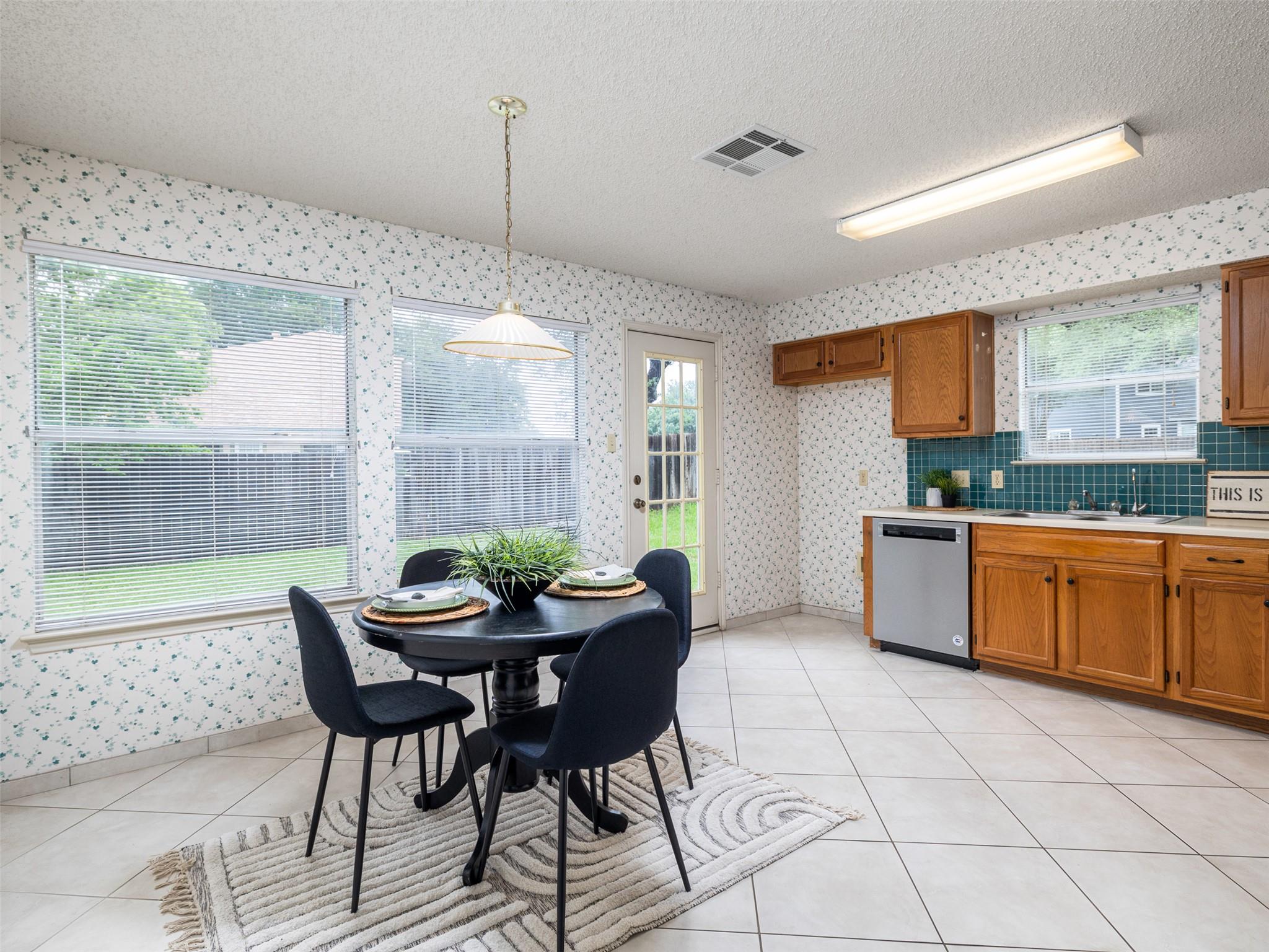 13001 Tamayo Drive Austin TX 78729