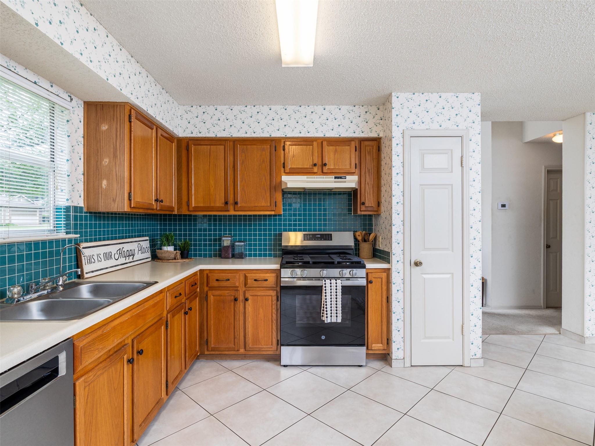 13001 Tamayo Drive Austin TX 78729