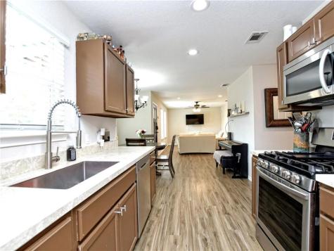 504 W 2nd Street Elgin TX 78621