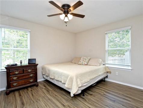 504 W 2nd Street Elgin TX 78621