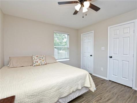 504 W 2nd Street Elgin TX 78621