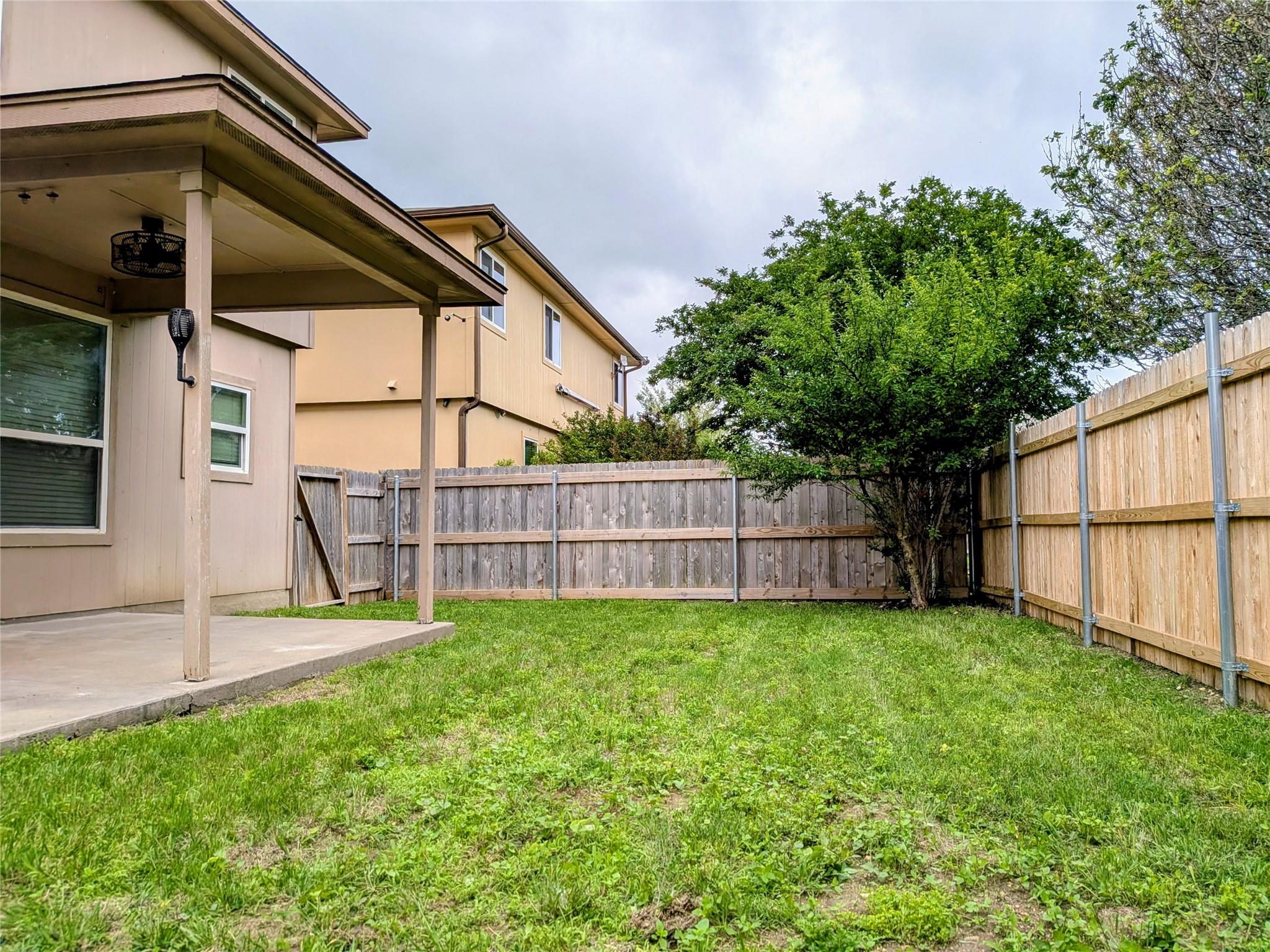 212 Foster Lane Jarrell TX 76537