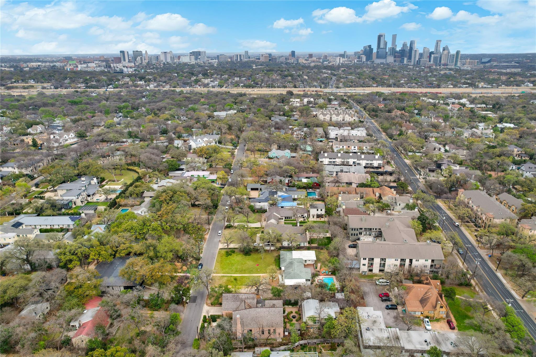 2511 Bridle Path Austin TX 78703