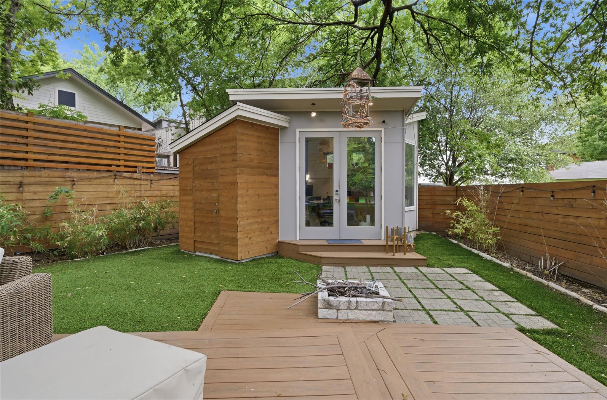 2612 Zaragosa Street Austin TX 78702