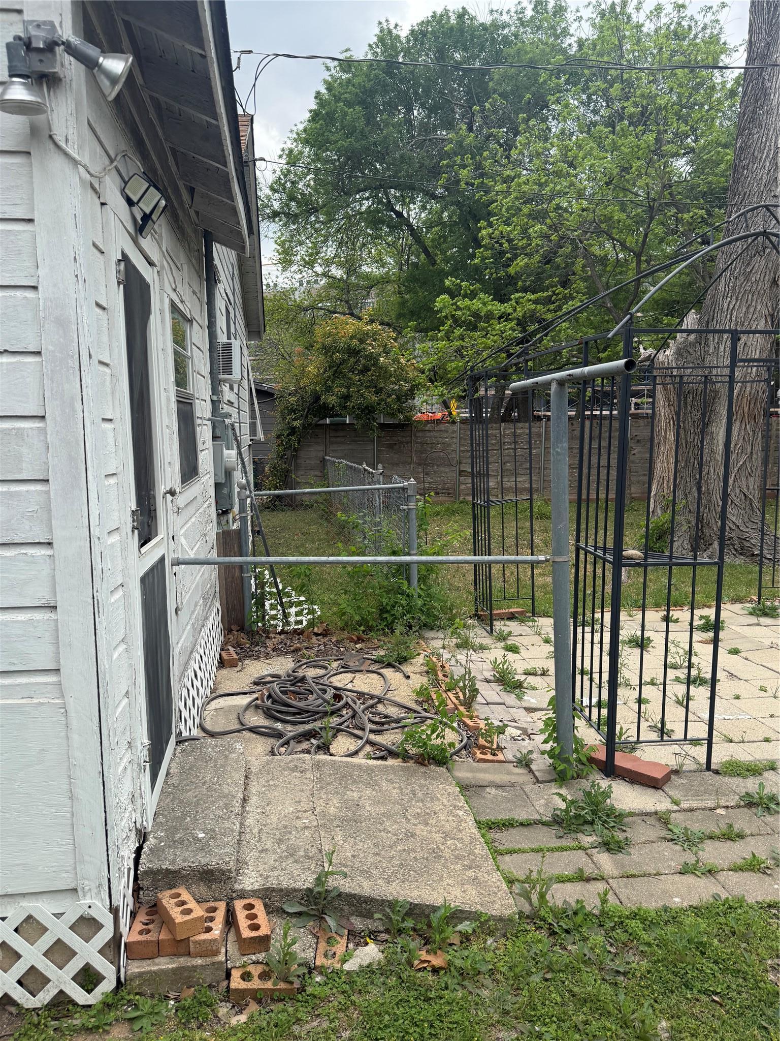 5702 Duval Street Austin TX 78752