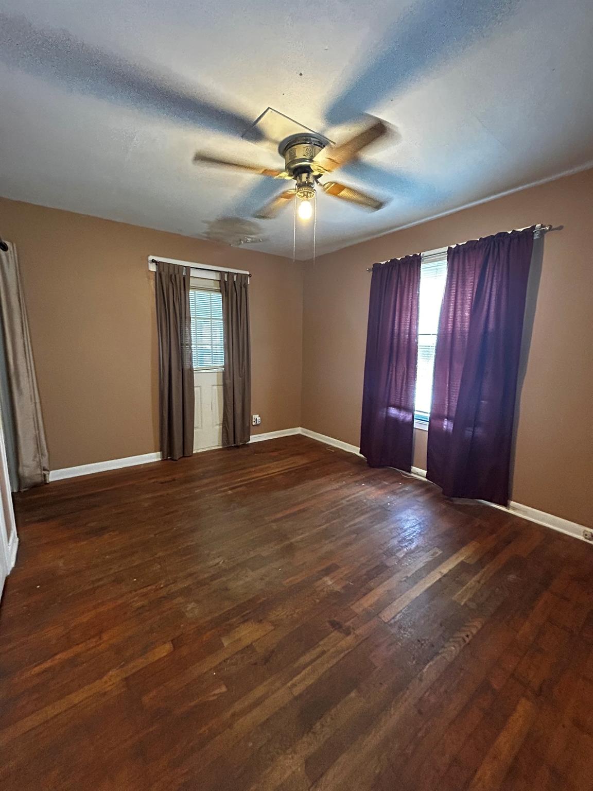 5702 Duval Street Austin TX 78752