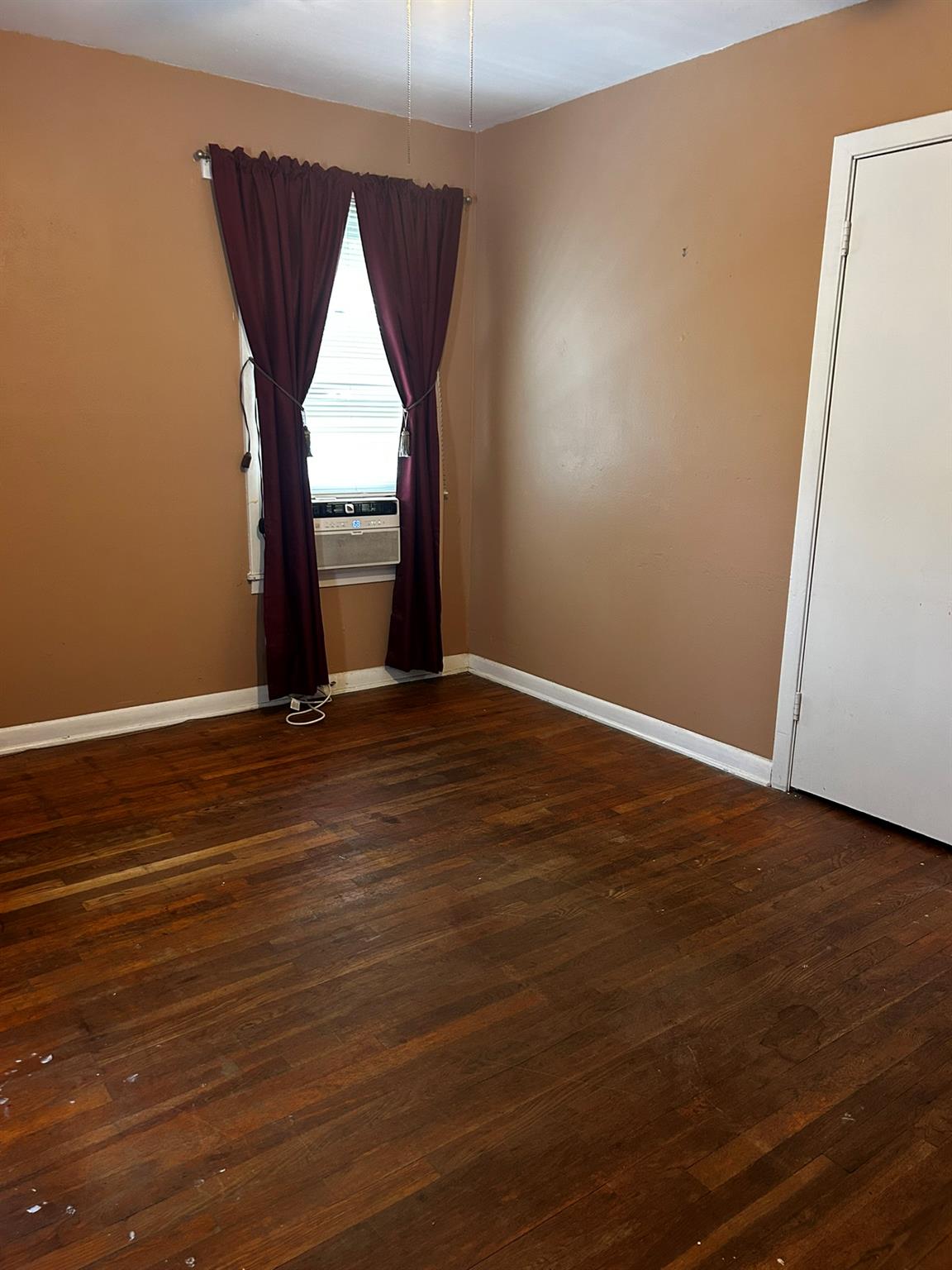 5702 Duval Street Austin TX 78752