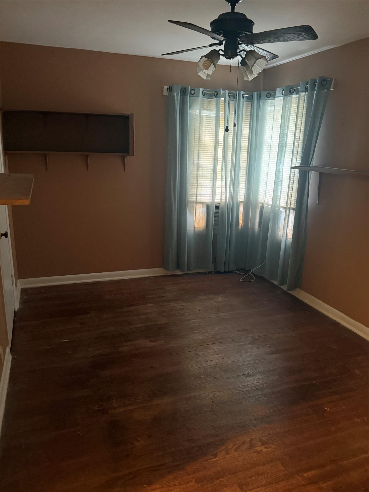 5702 Duval Street Austin TX 78752
