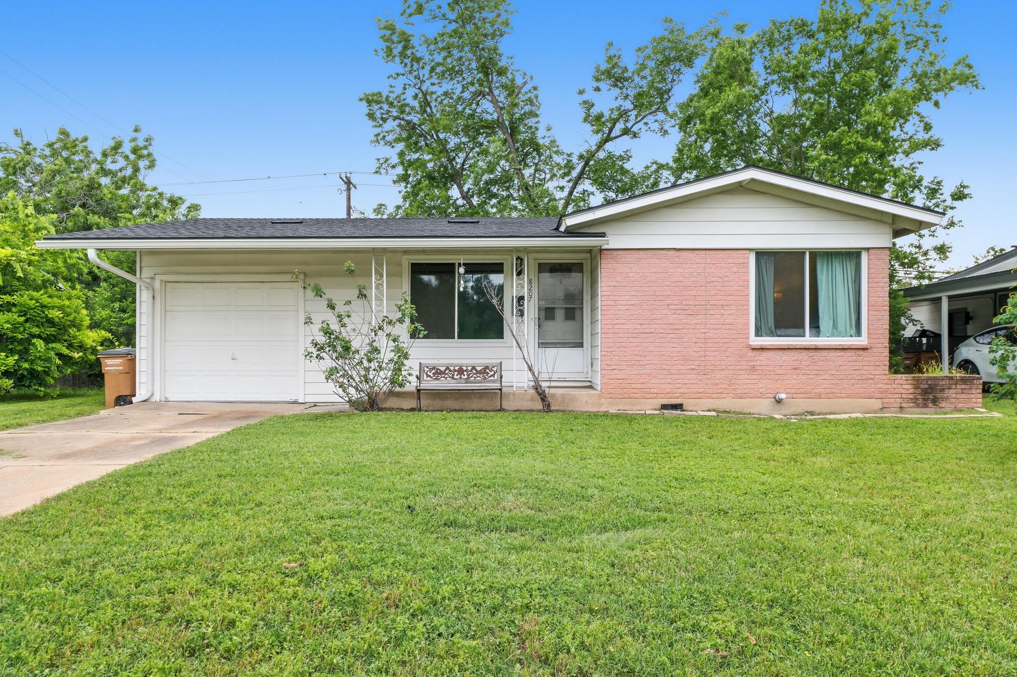 Austin TX, 8207 Lazy Lane