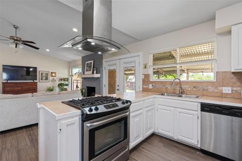 400 E Logan Street Round Rock TX 78664