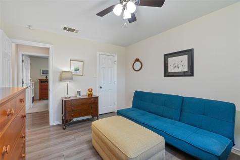 400 E Logan Street Round Rock TX 78664