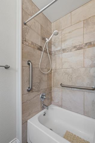 400 E Logan Street Round Rock TX 78664