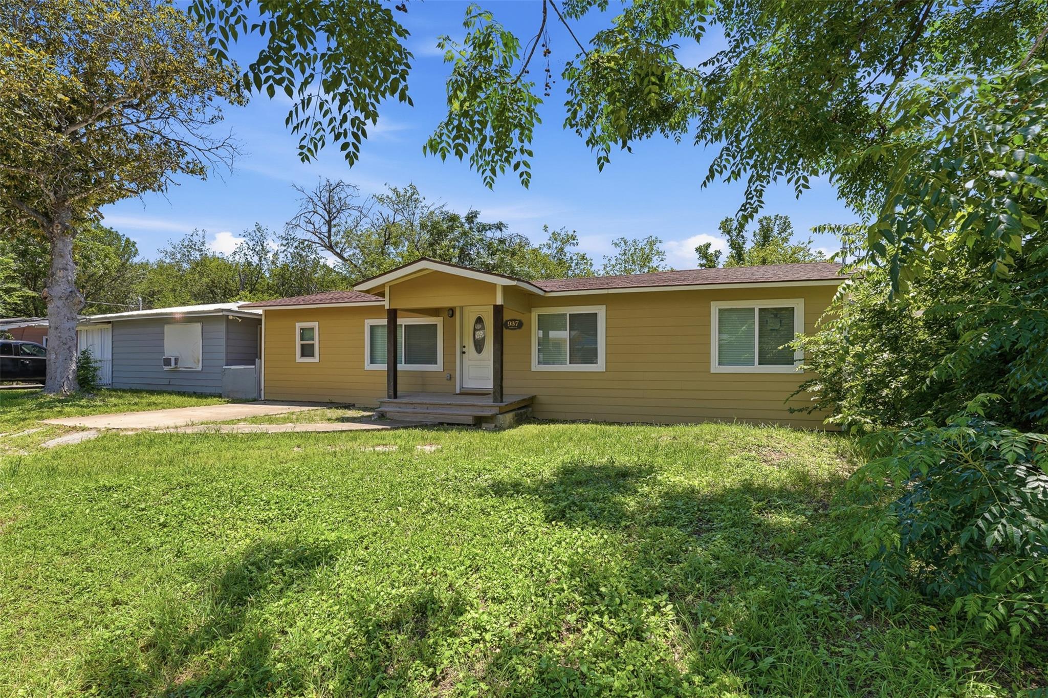 937 Anderson Street Seguin TX 78155