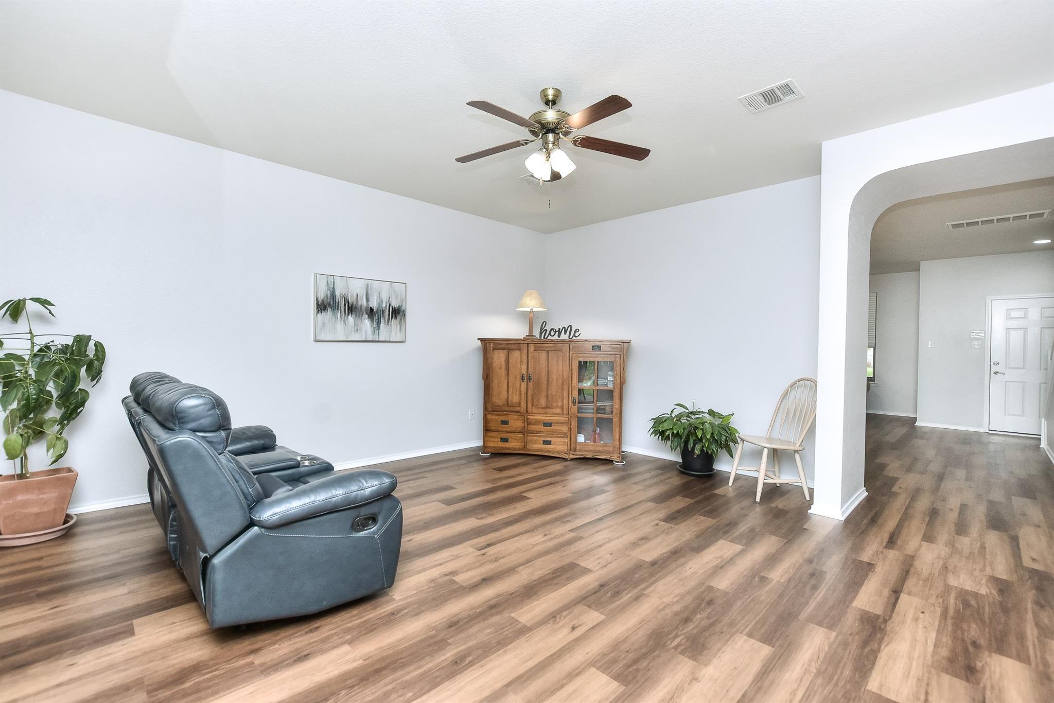 4913 Woodstock Drive Georgetown TX 78633